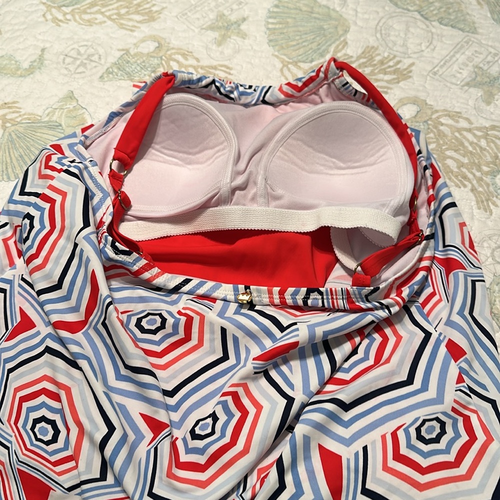 Geometric Patterned Tankini Top - Picture 2 of 6